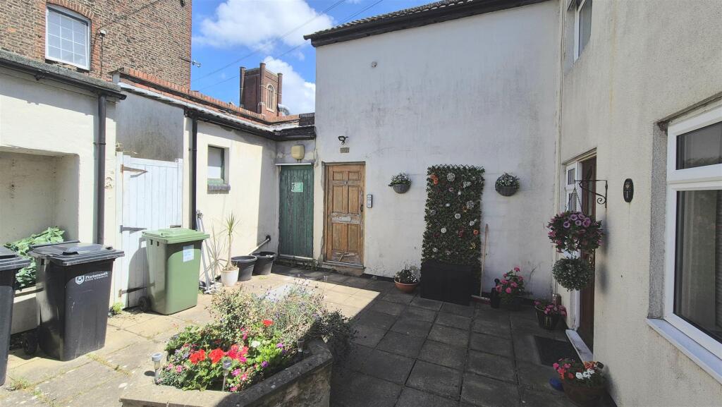 Property photo 11