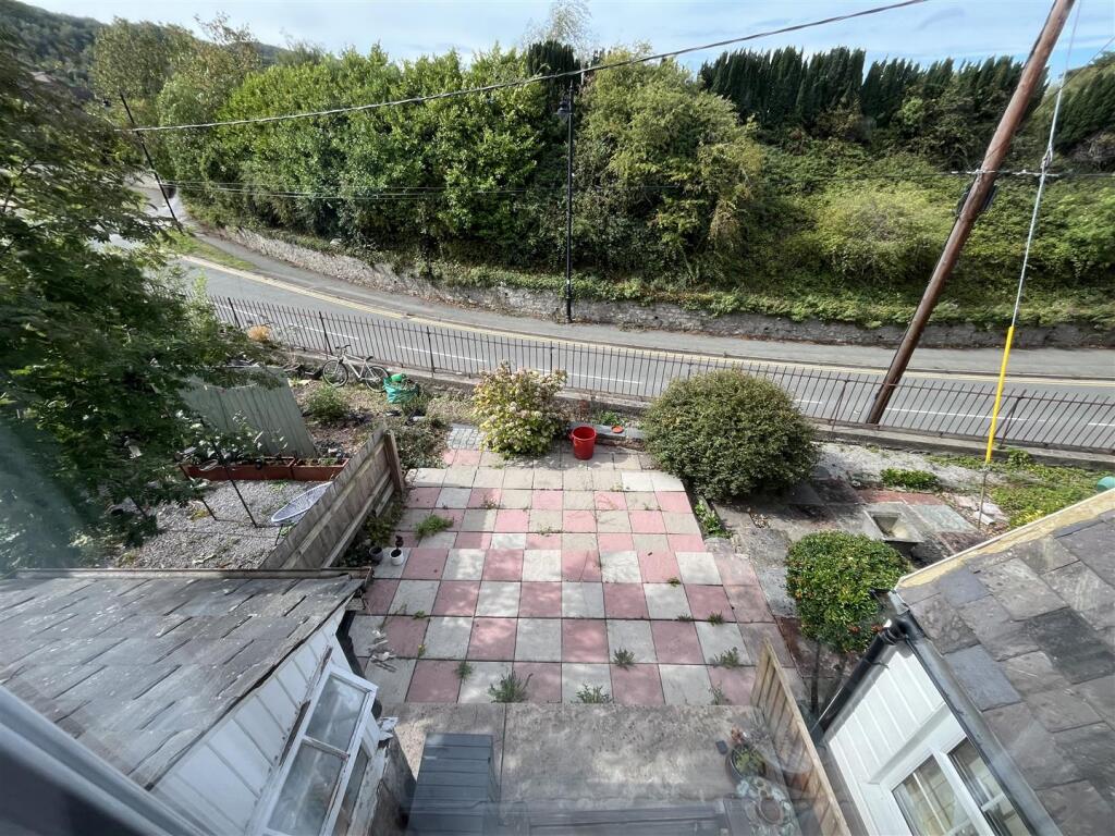 House in Llandudno - View 5