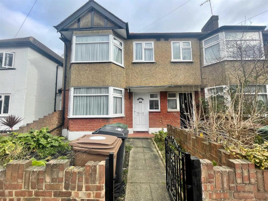 Main image of property: Queens Grove Road, Chingford
