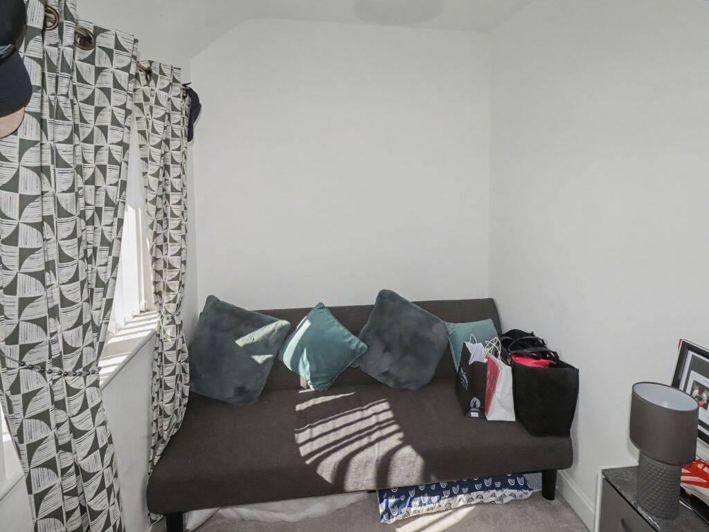 Additional image 10 of St. Johns Crescent, Bradford, BD8