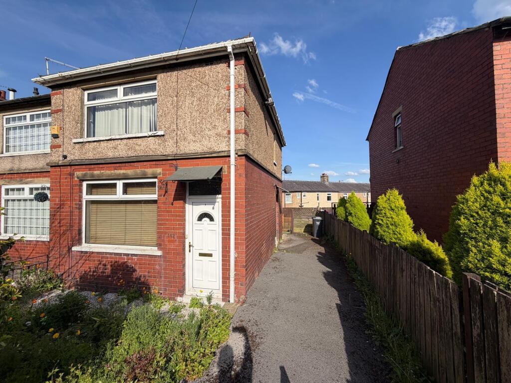 Main image of property: Sandhall Lane, Halifax