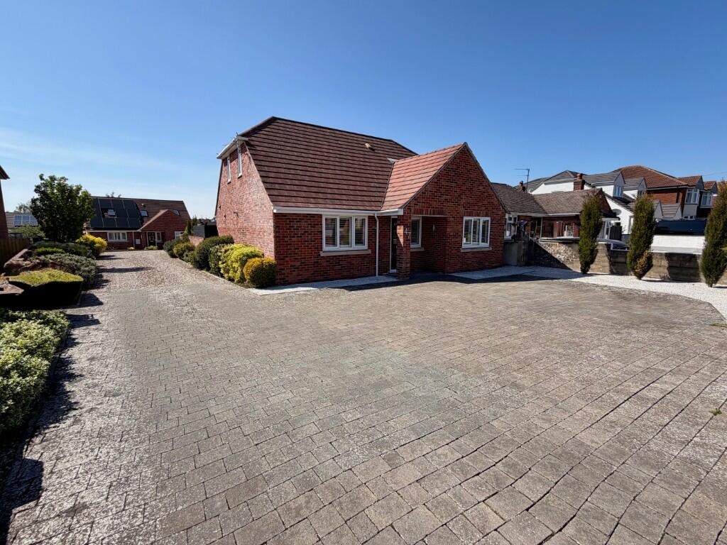 Main image of property: Church Walk South, Swindon, Wiltshire, SN2 2JE