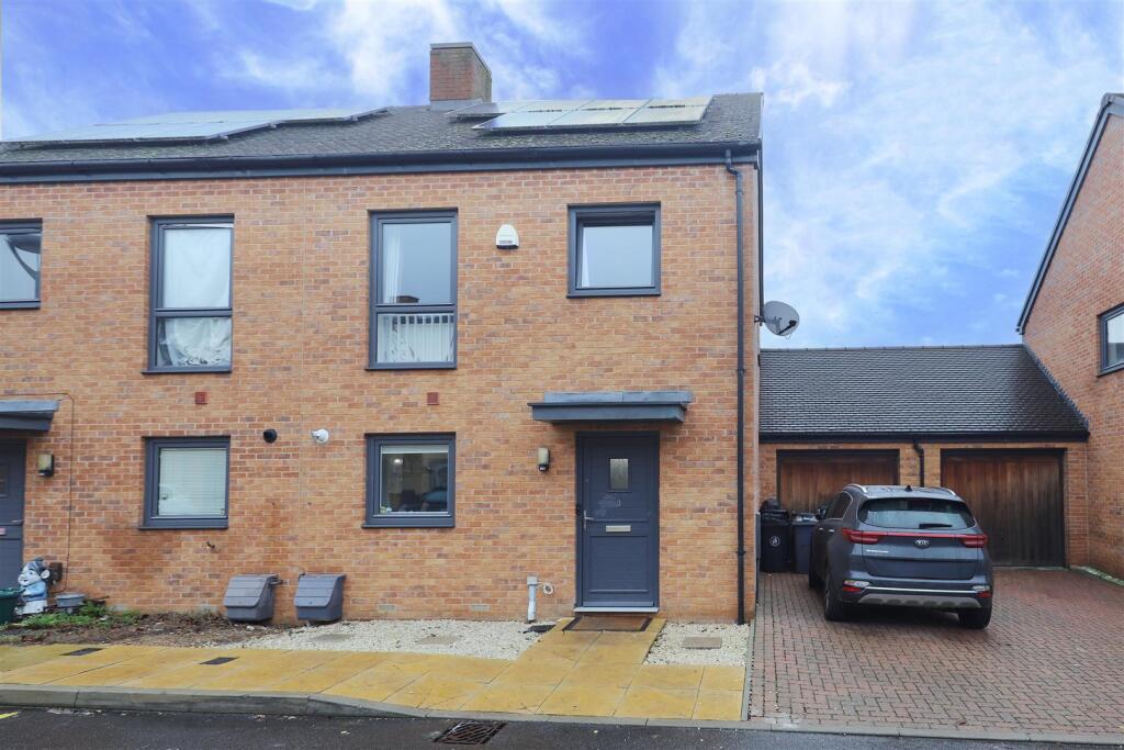 Main image of property: Lawrence Grove, Uxbridge, UB10