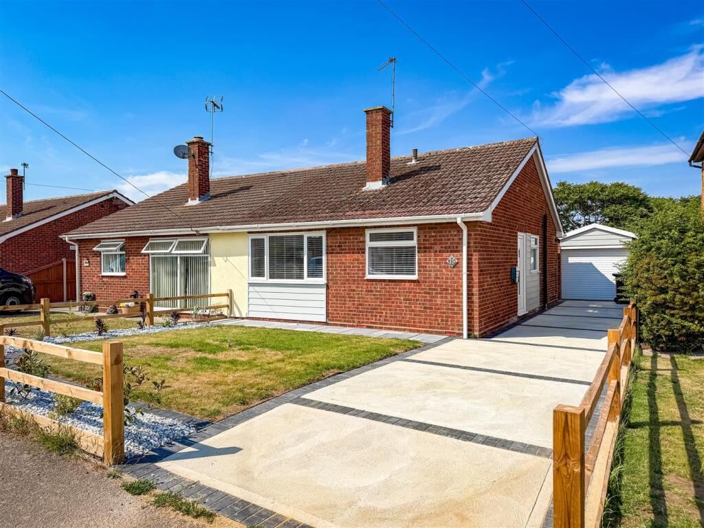 Main image of property: James Gardens, St. Osyth, Essex