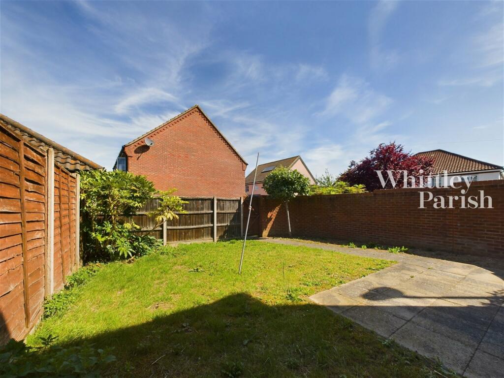 Windsor Court, Diss photo 3