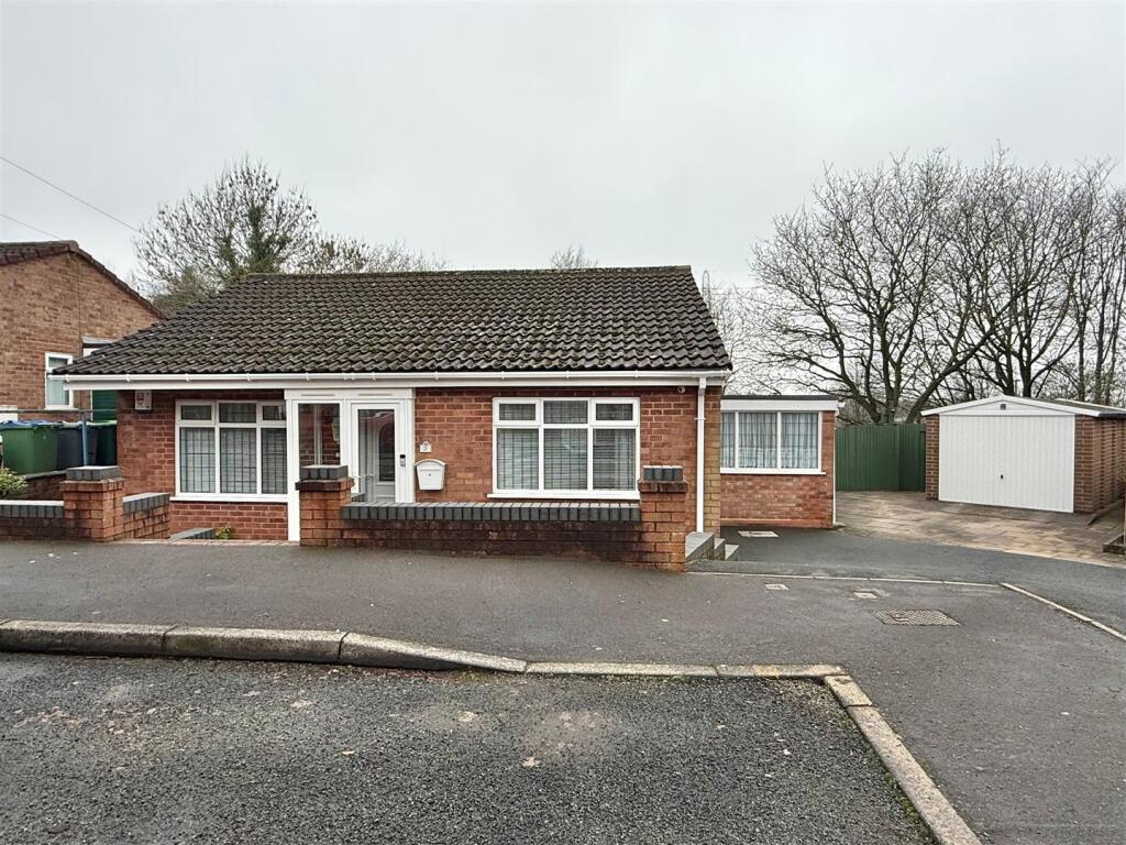 Main image of property: Apsley Close, Oldbury
