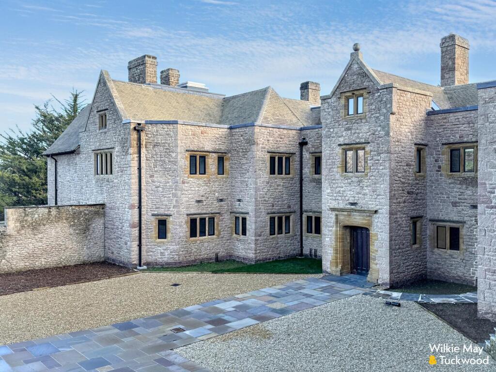 Main image of property: Minehead