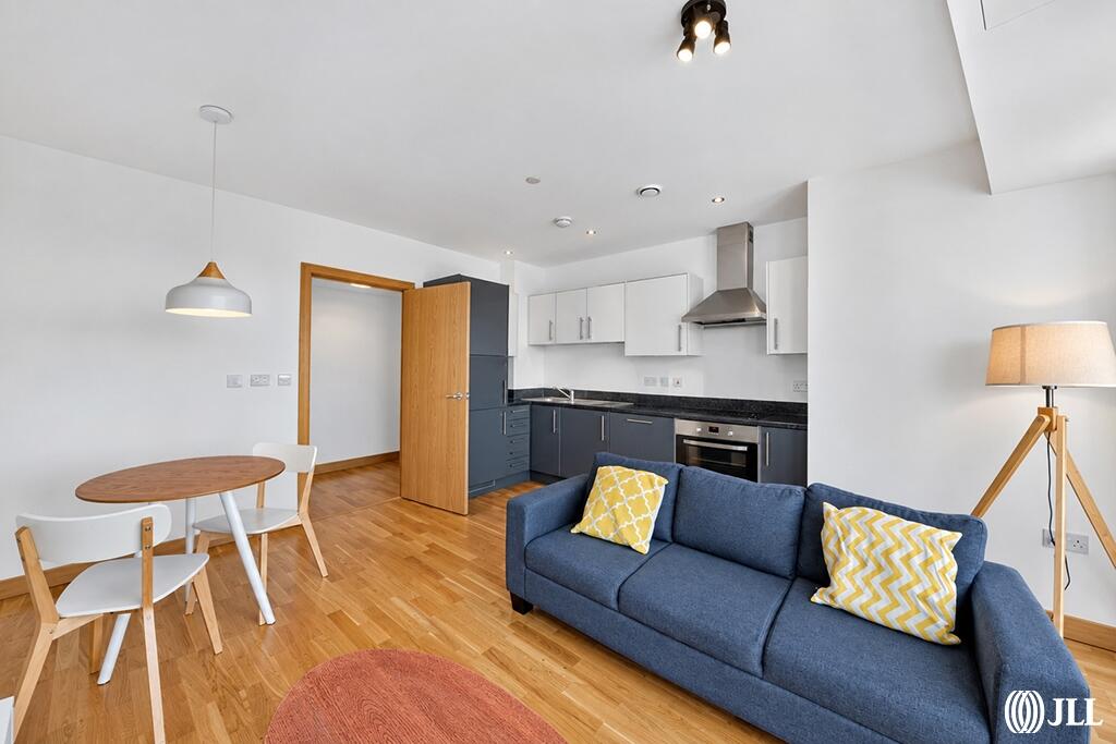 Apartment in London - View 4