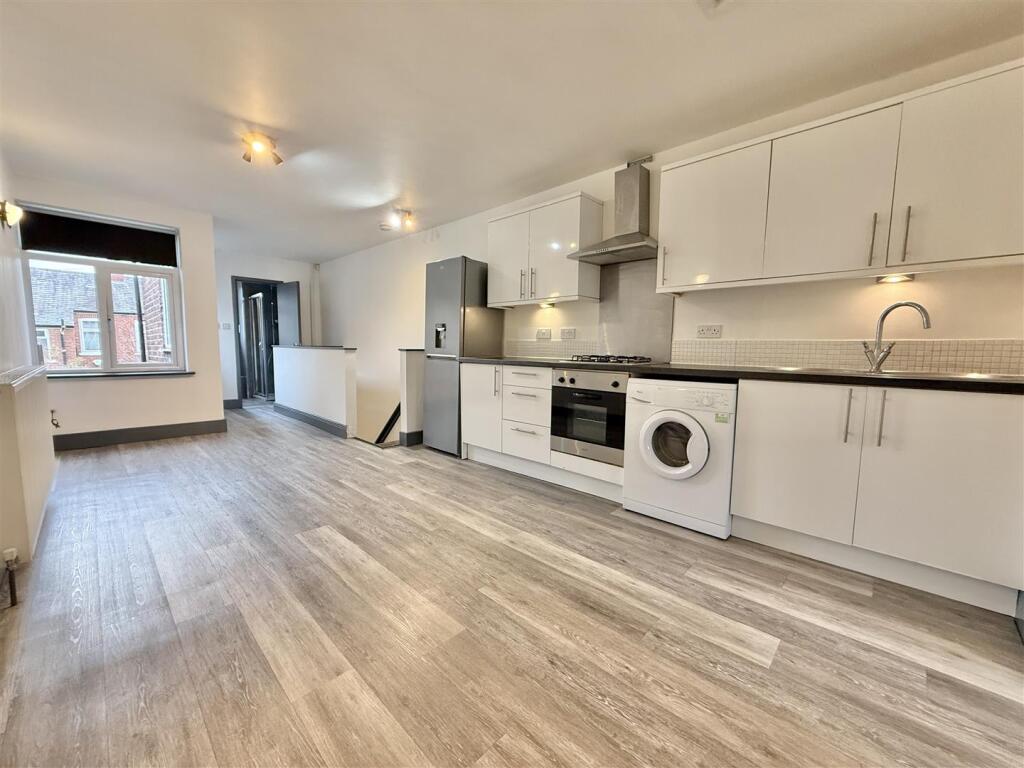 Main image of property: Gorton Road, Reddish