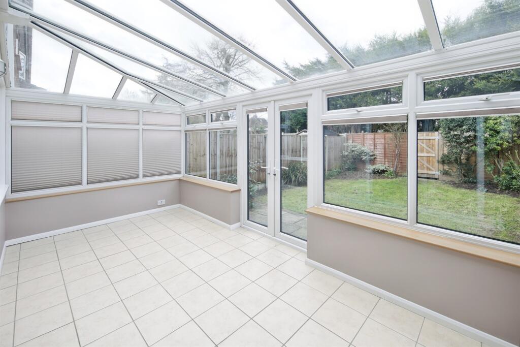 Arden Close, Balsall Common photo 3