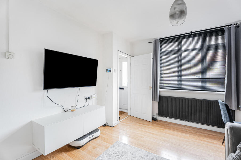 House in London - View 4