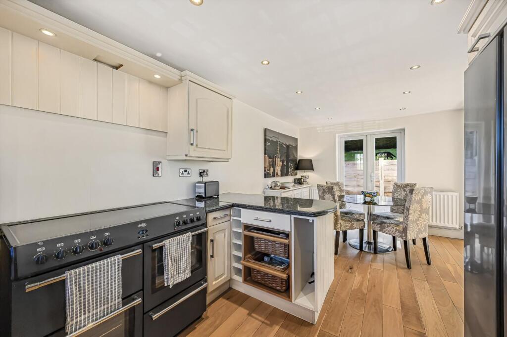 House in South Oxfordshire, Henley-on-Thames - More