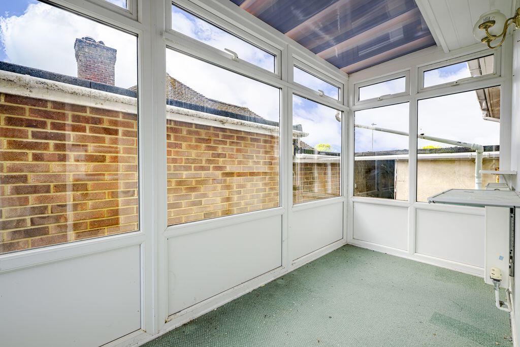House in Wealden, Heathfield and Waldron - More