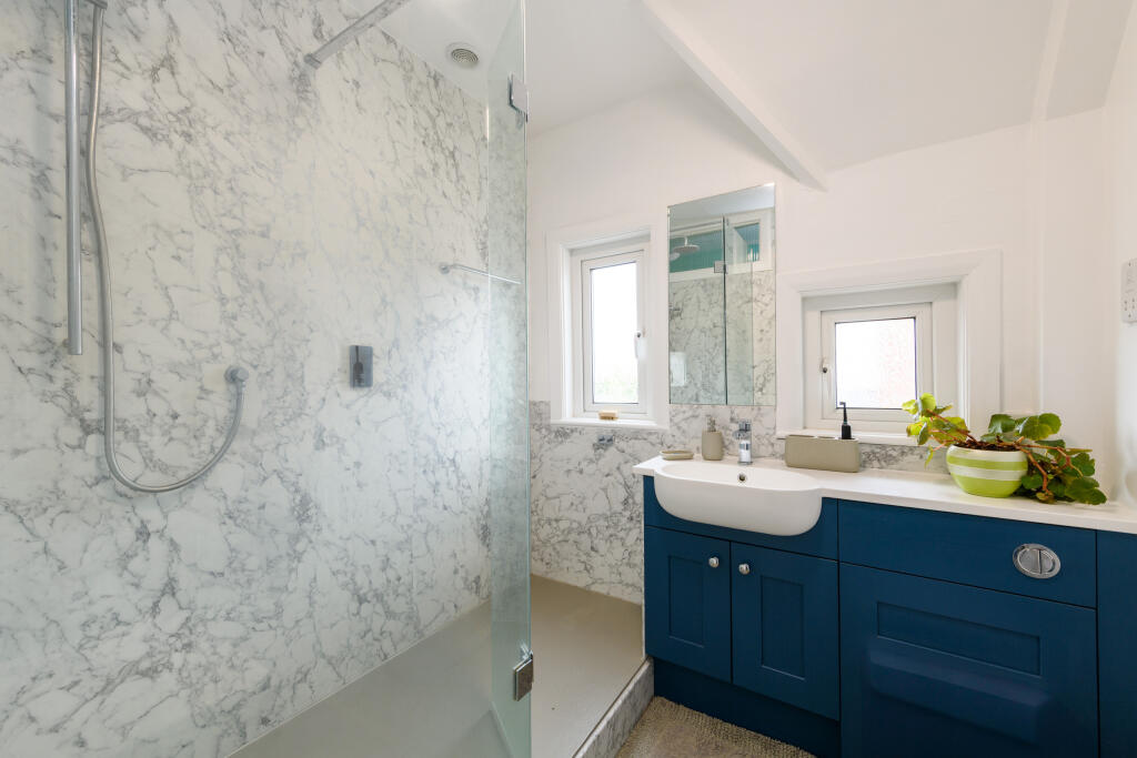 Additional image 14 of Burleigh Lane, Street