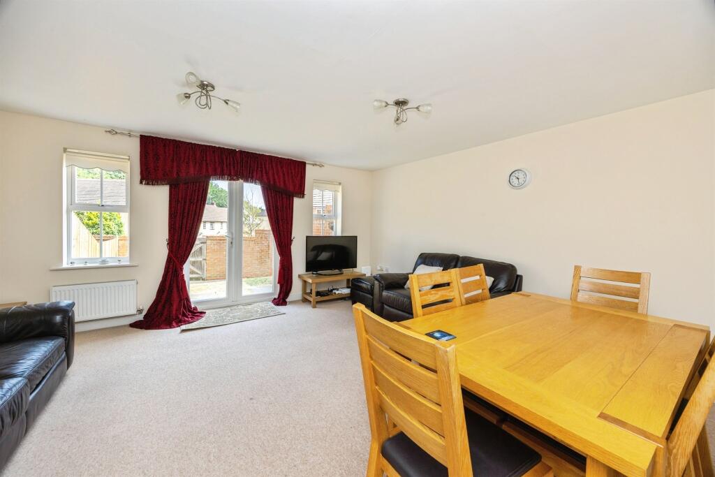 House in Tonbridge - View 2