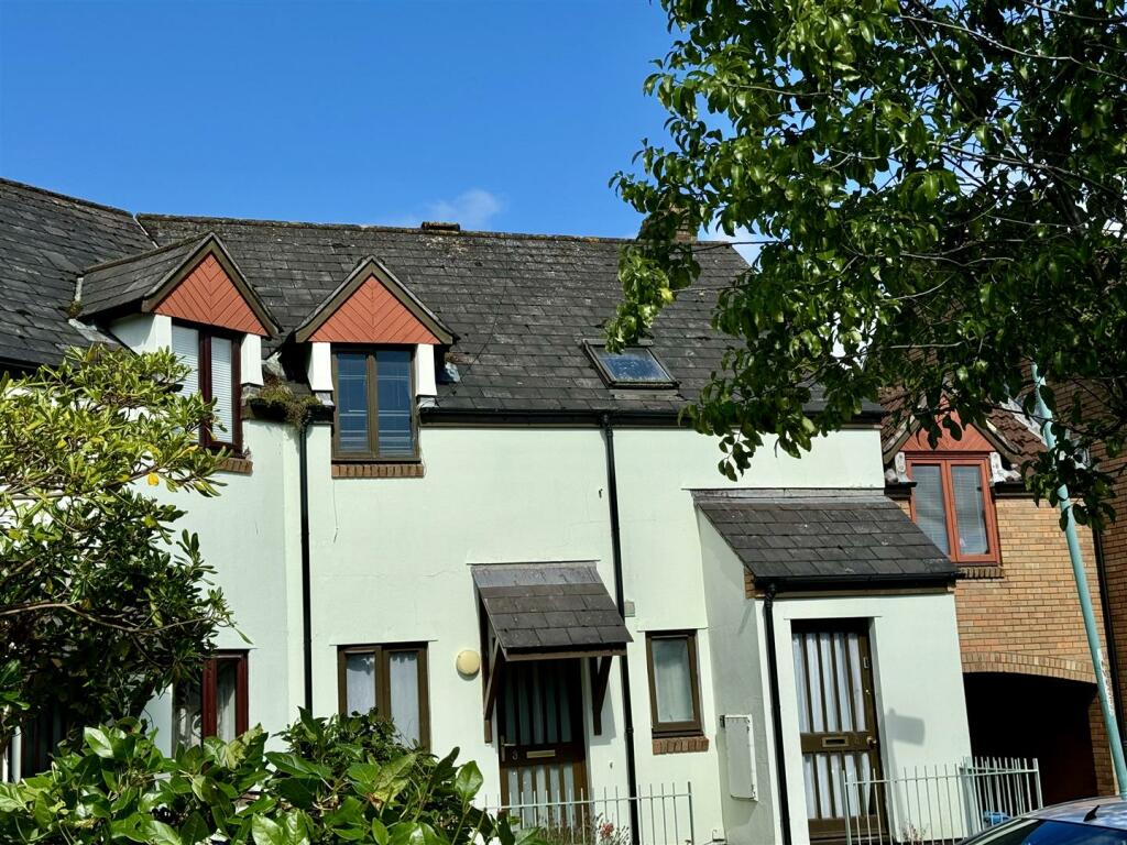 Main image of property: Hollins Close, Chepstow