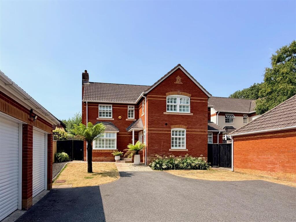 Main image of property: Elburton, Plymouth