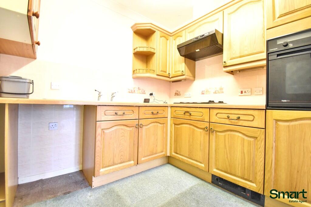 Apartment in Exeter, Devon - View 2