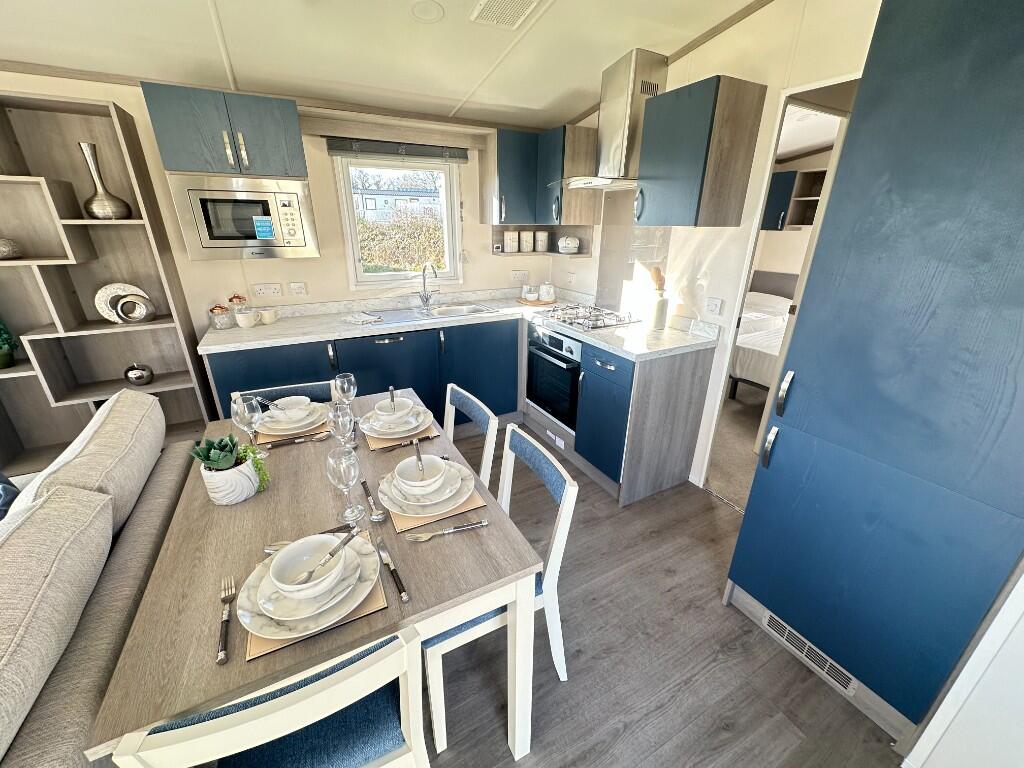 Meadow Lakes, Hewas Water, PL26 7JG - View 4