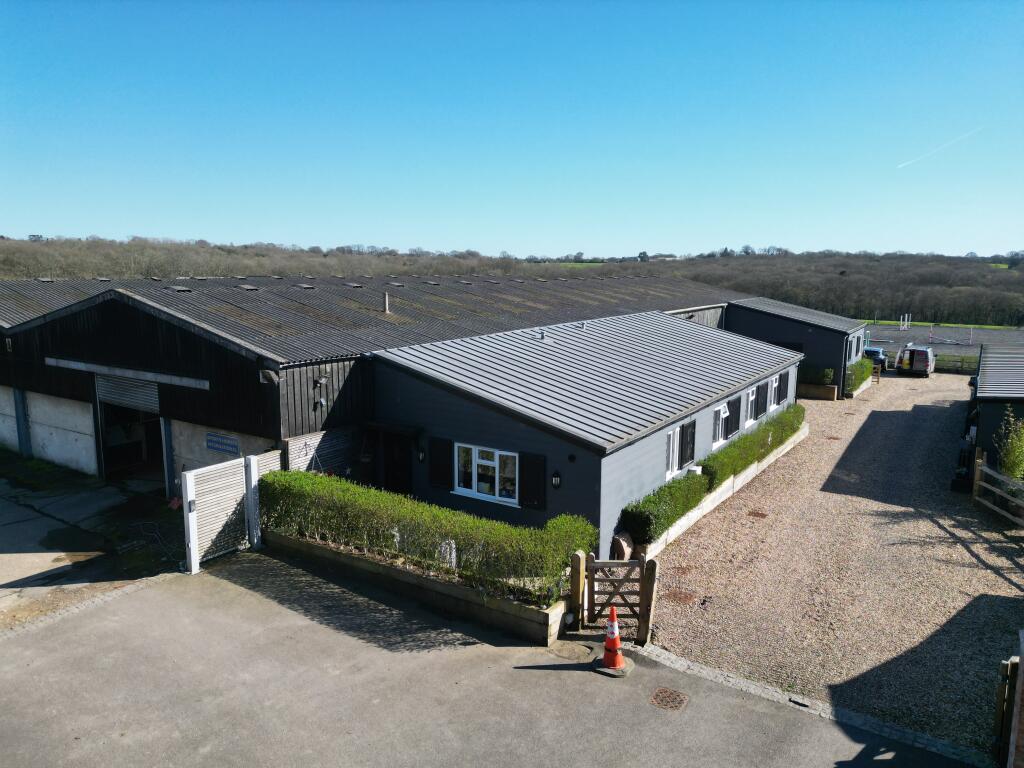 House in Mole Valley, Capel - View 2
