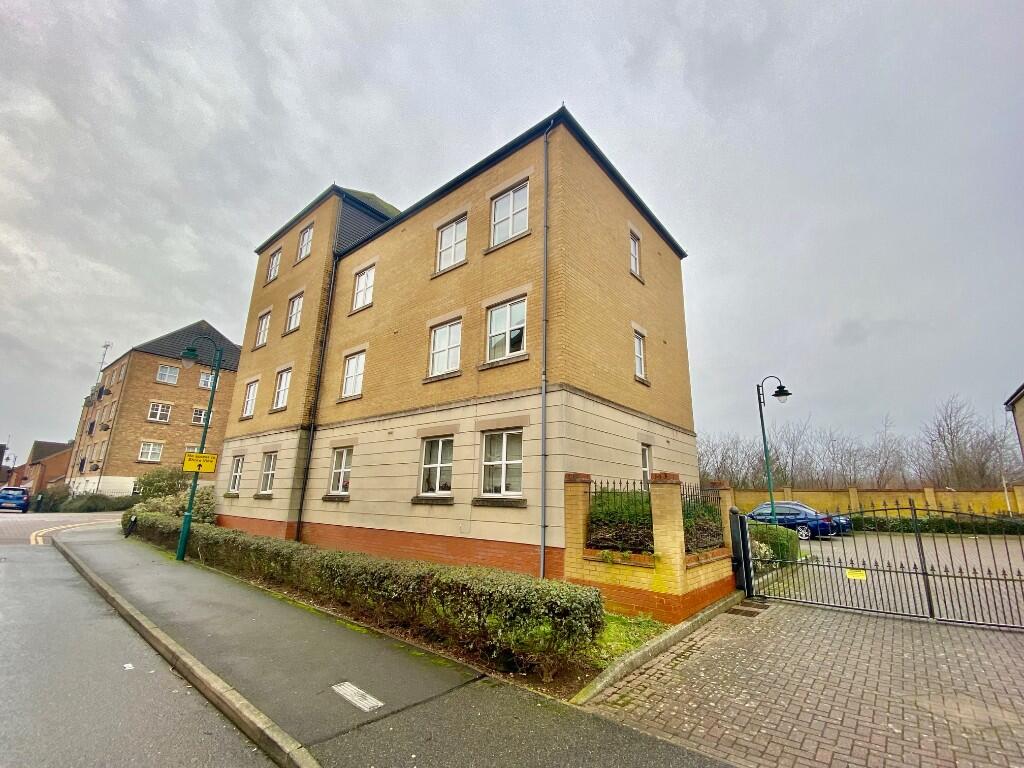 1-bed flat on Hargate Way, Hampton Hargate, Peterborough, Cambridgeshire, PE7, £125,000