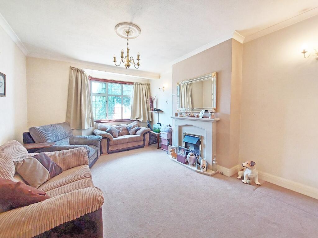 House in London - View 3
