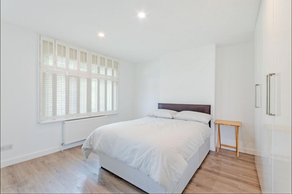 Main image of property: Hendon Way, Childs Hill, NW2