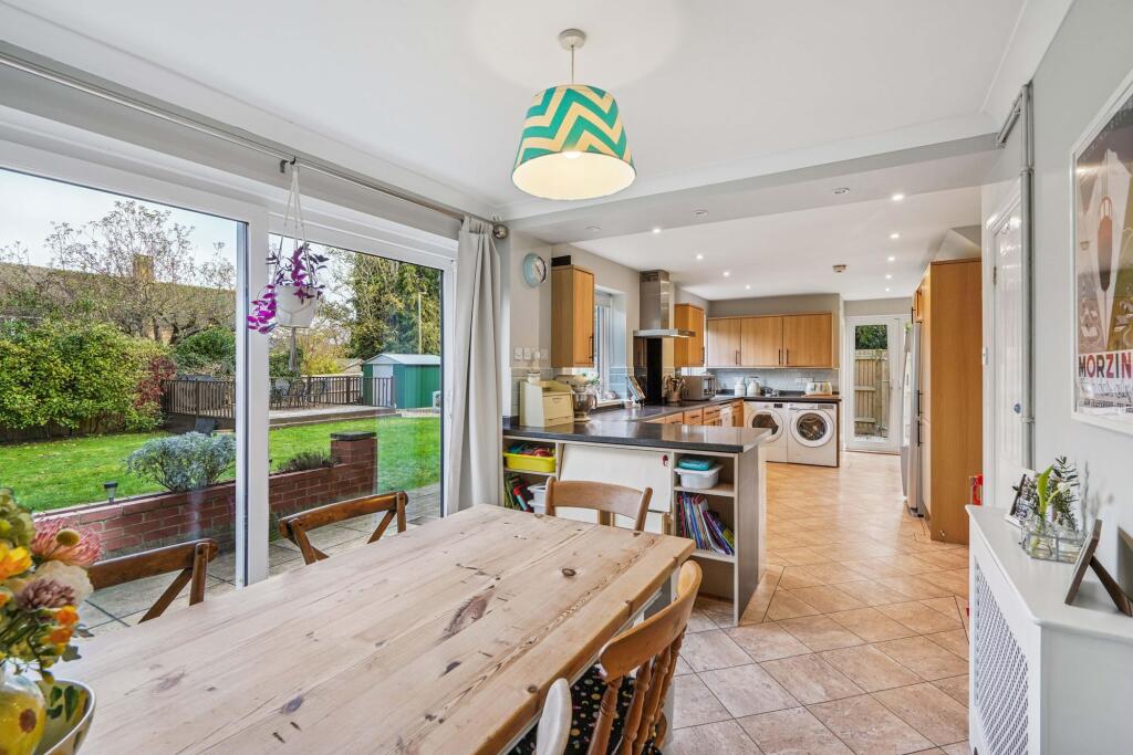 Foliat Close, Wantage, OX12 photo 3
