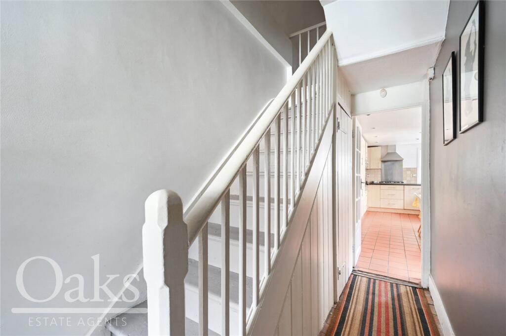 House in London - View 5