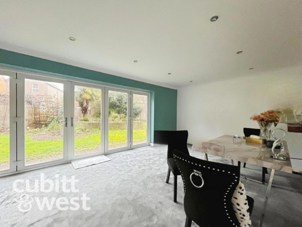 Main image of property: AVAILABLE WITH NO DEPOSIT Bedhampton Hill Havant PO9