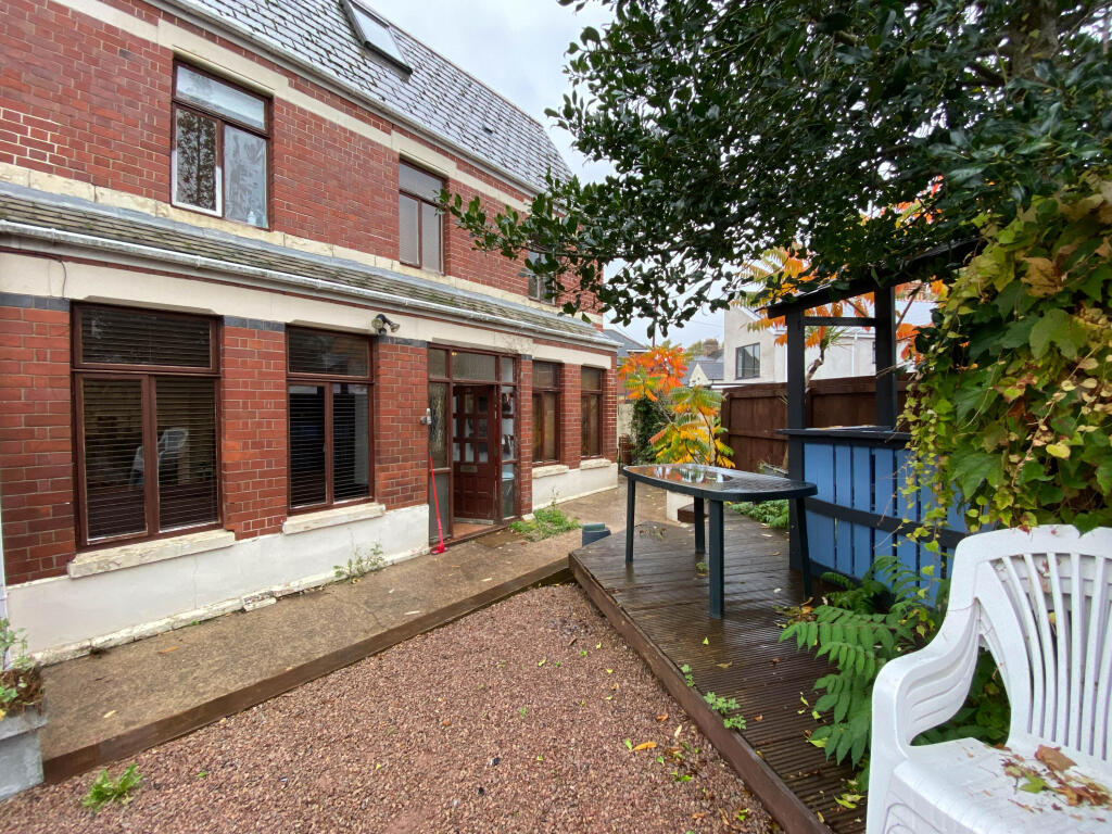 House in Cardiff - View 2