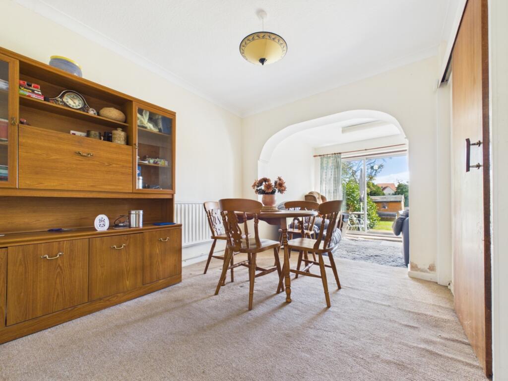 House in Newport - More