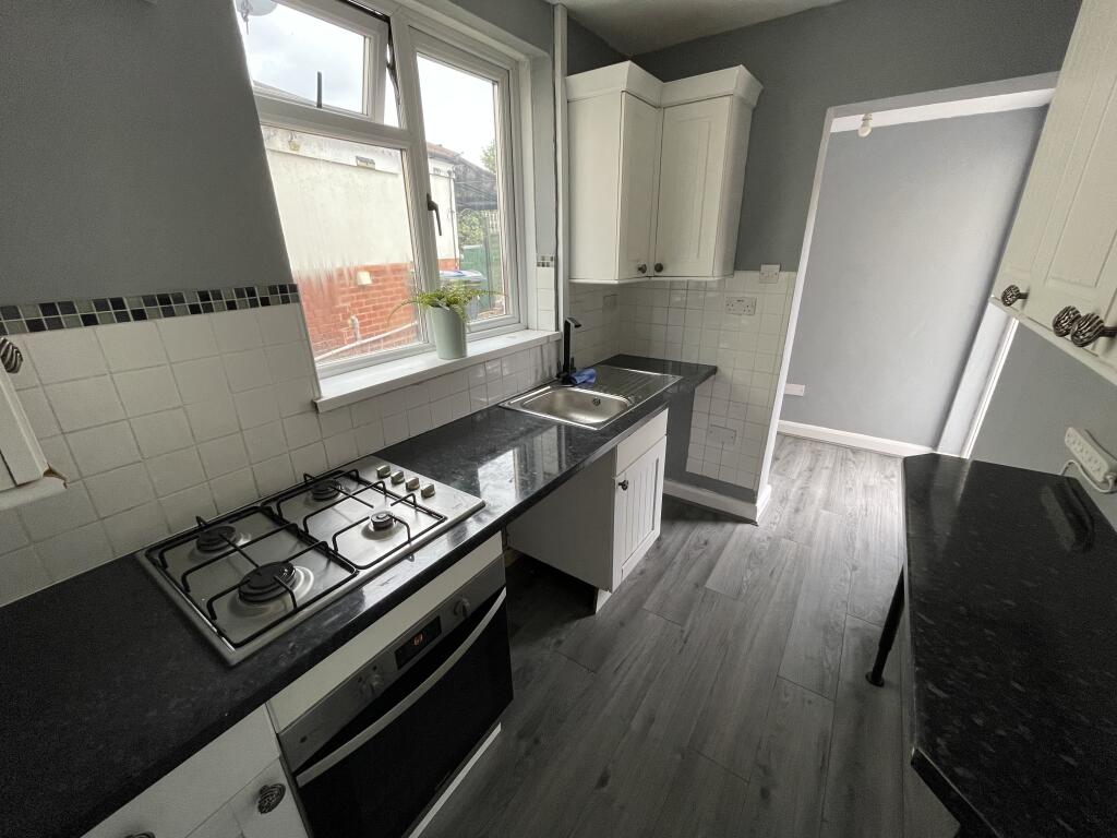 House in Sandwell, West Midlands - View 3