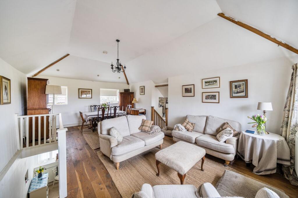 House in Bath - View 5