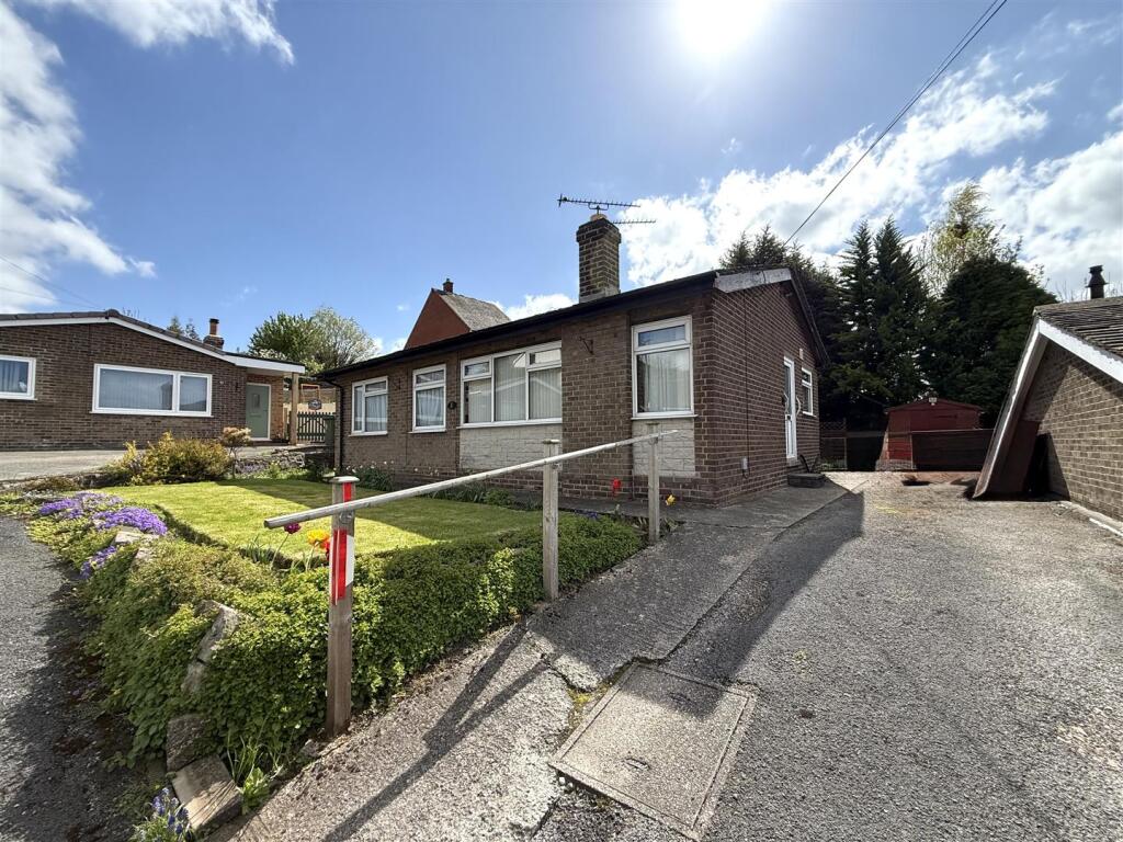 Main image of property: Fellside, Belper
