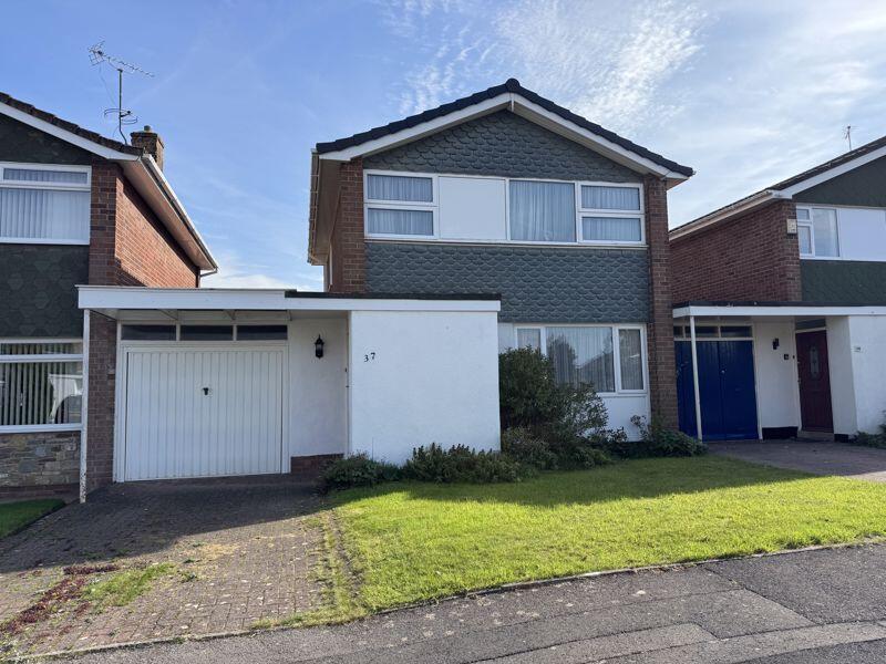 3-bed house on Thornbury, Nr Bristol, £365,000