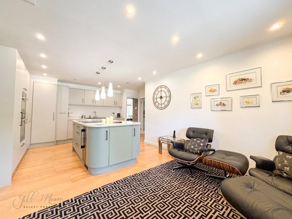 House in Sunderland, Concord - View 5