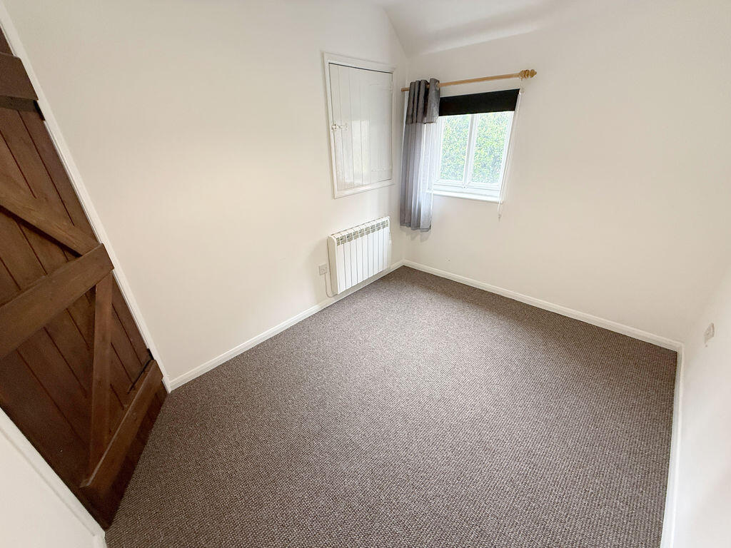 Swinegate, Grantham - View 4