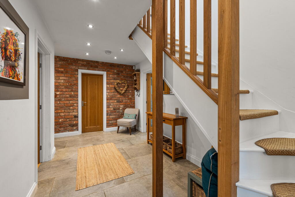 House in Nottingham - More