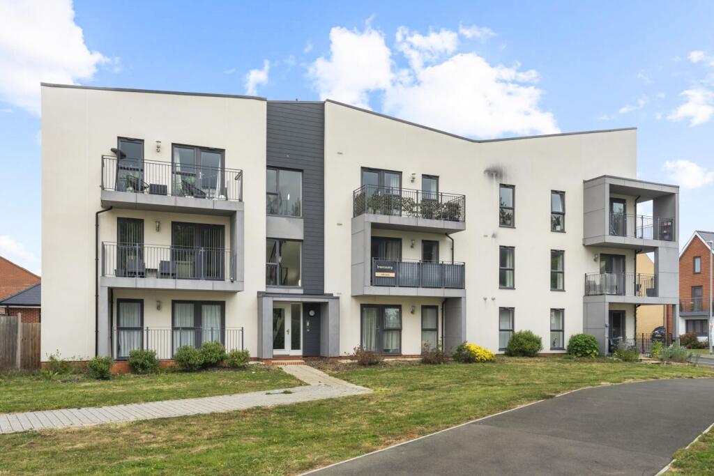Main image of property: Birch Walk, Harlow, Essex, CM17