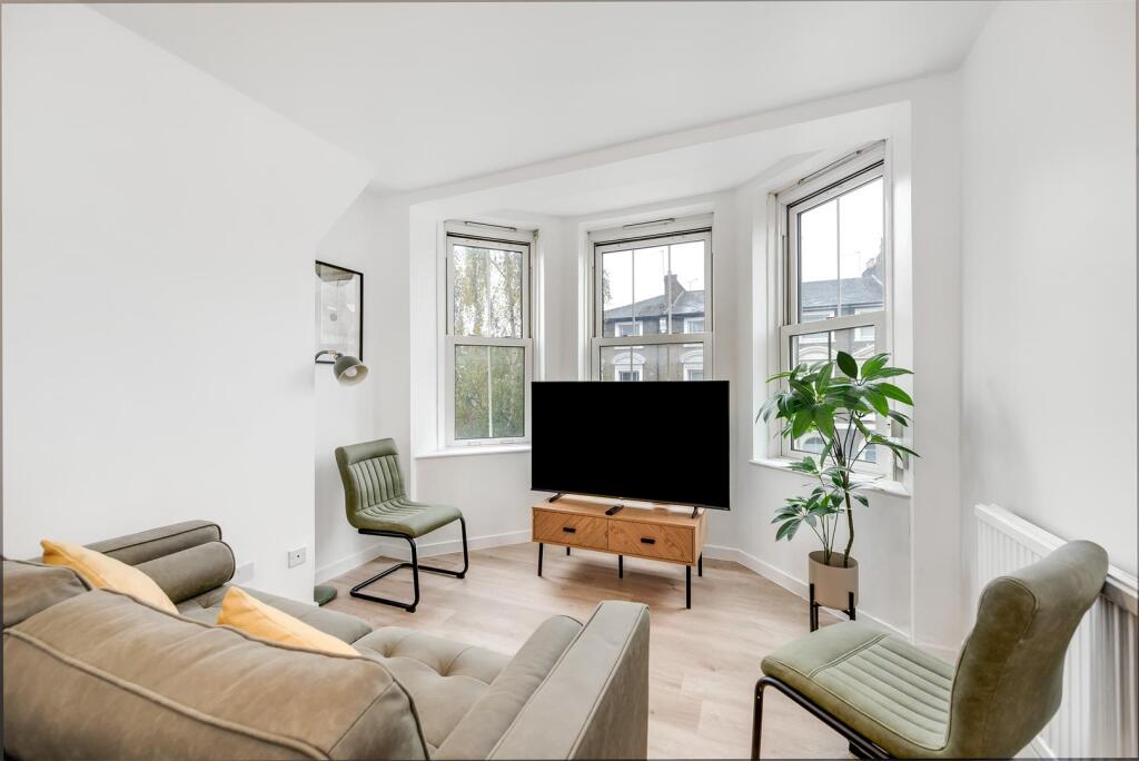 2-bed flat on Camden Park Road, London, £495,000
