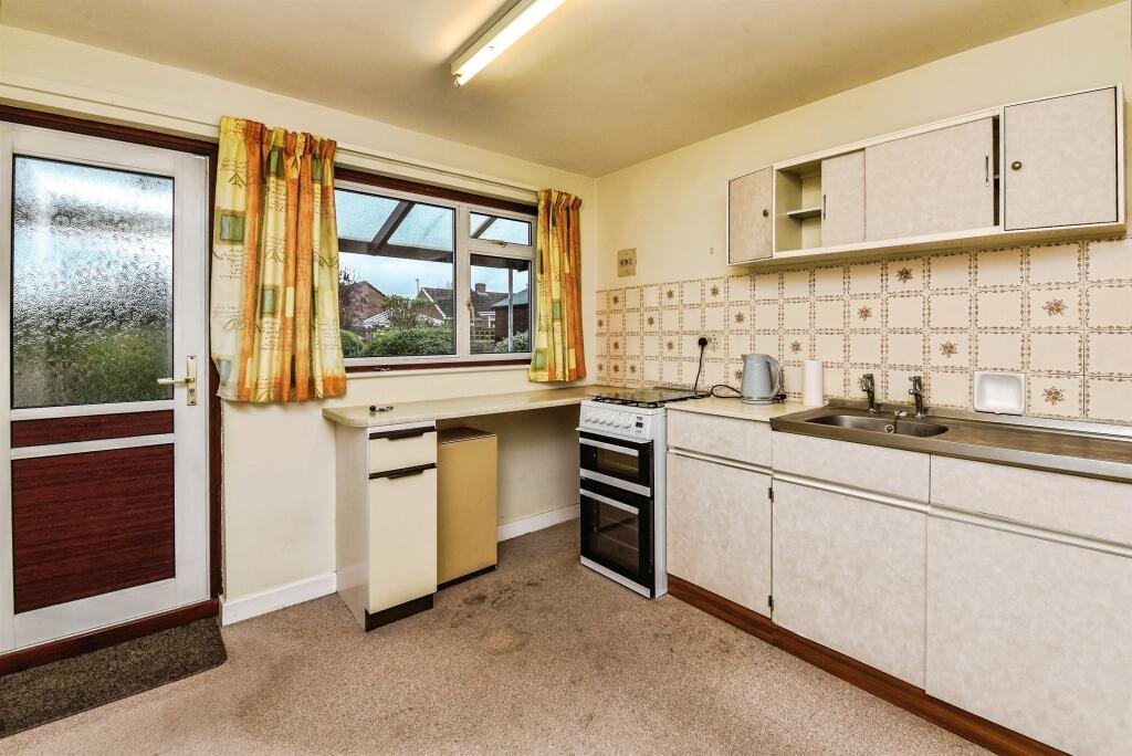 Champney Road, Frome photo 3