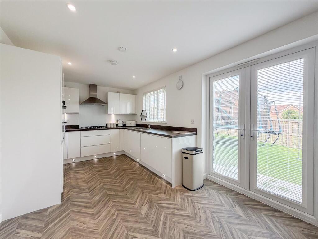 House in Coatbridge, Marnock, Glenboig - View 5