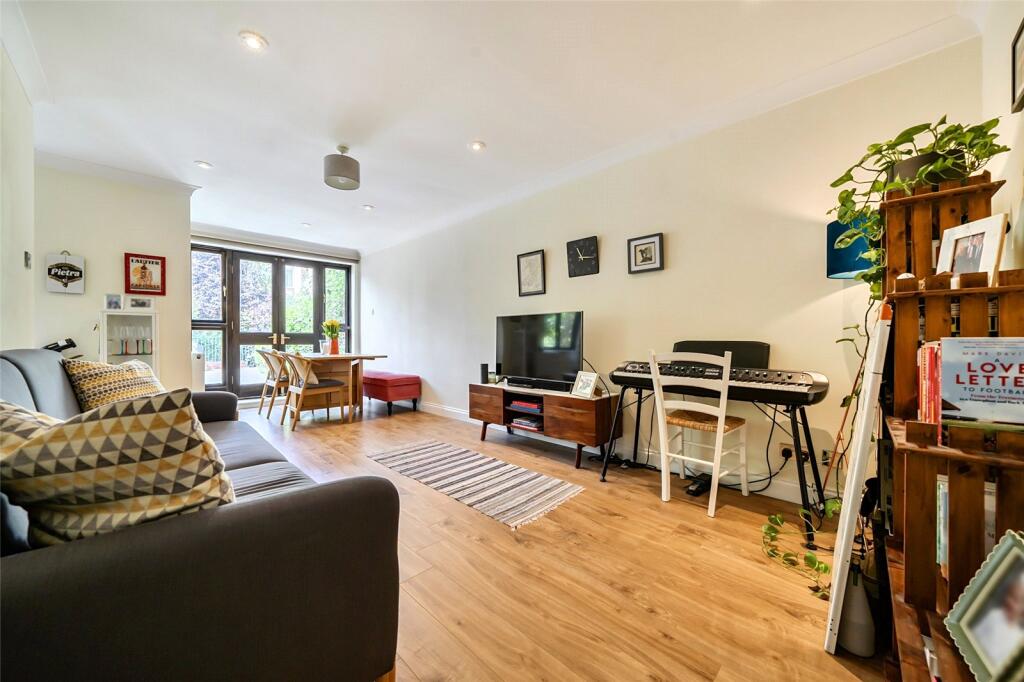 Main image of property: Iceland Wharf, Surrey Quays, SE16