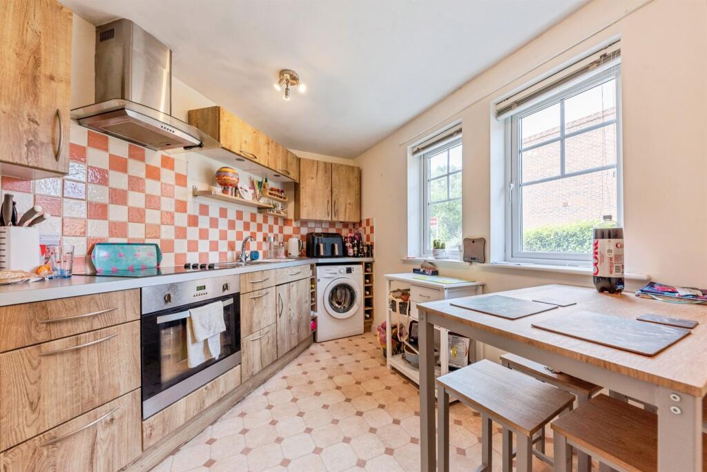Apartment in Nottingham - More
