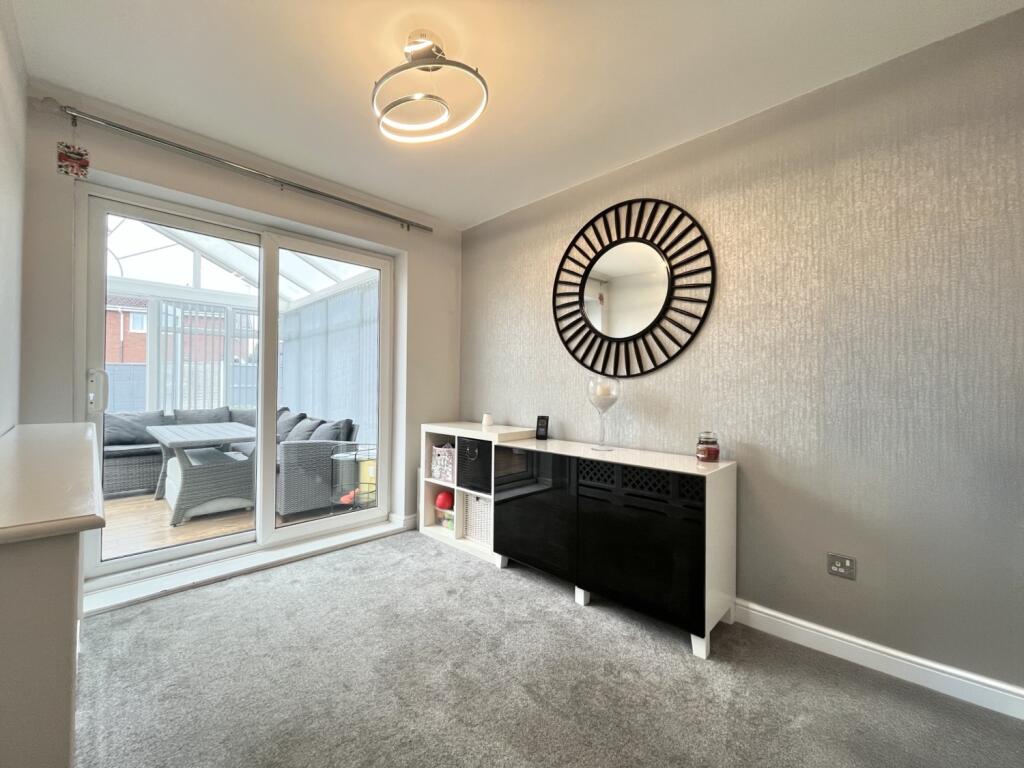 Tyning Close, Pendeford, WV9 photo 4