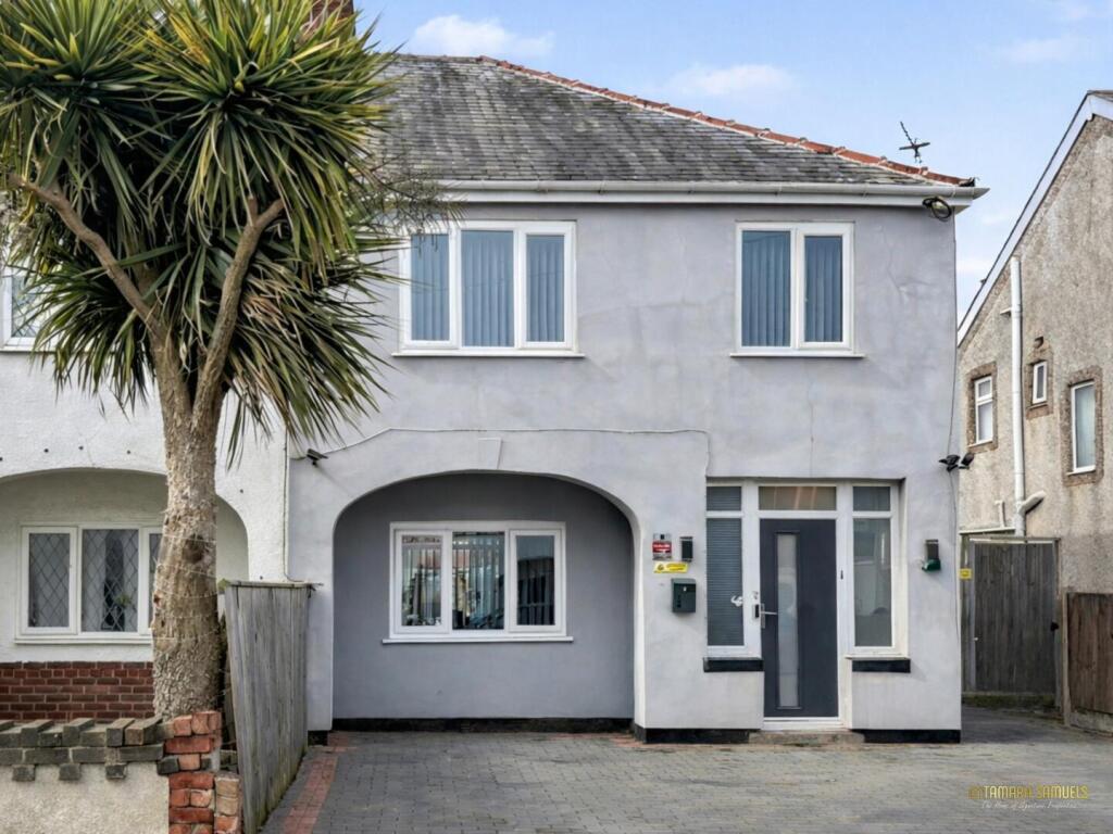 Main image of property: Clovelly Avenue, Thornton-Cleveleys