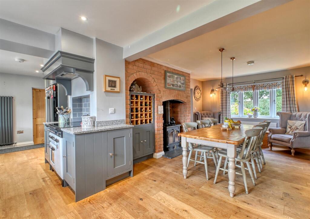 House in Ditton Priors, Shropshire - View 5