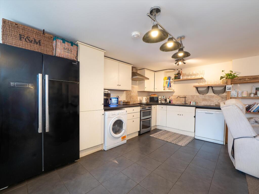Case Lane, Hatton, Warwick, Warwickshire, CV35 photo 2
