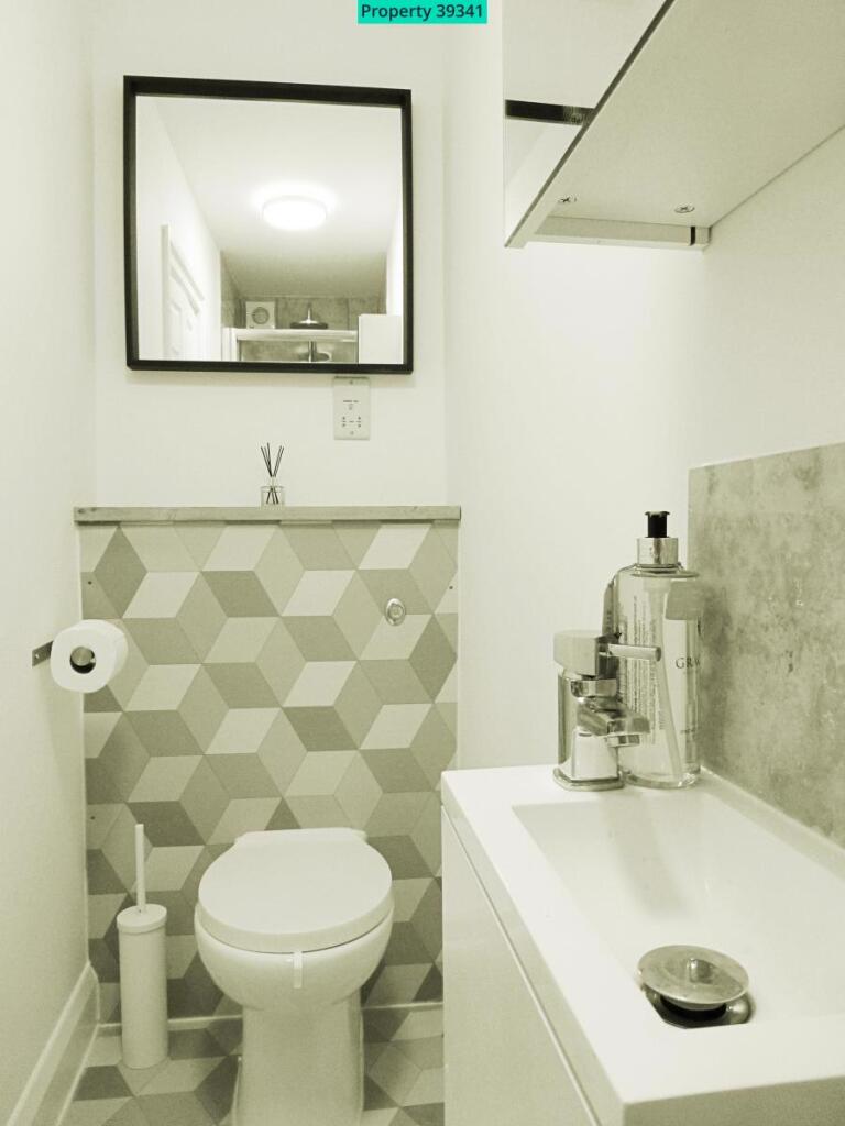 3 bedroom maisonette for rent